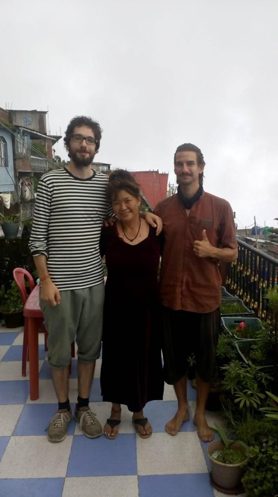 Backpackers Hub Hostel ดาร์จีลิง ภายนอก รูปภาพ