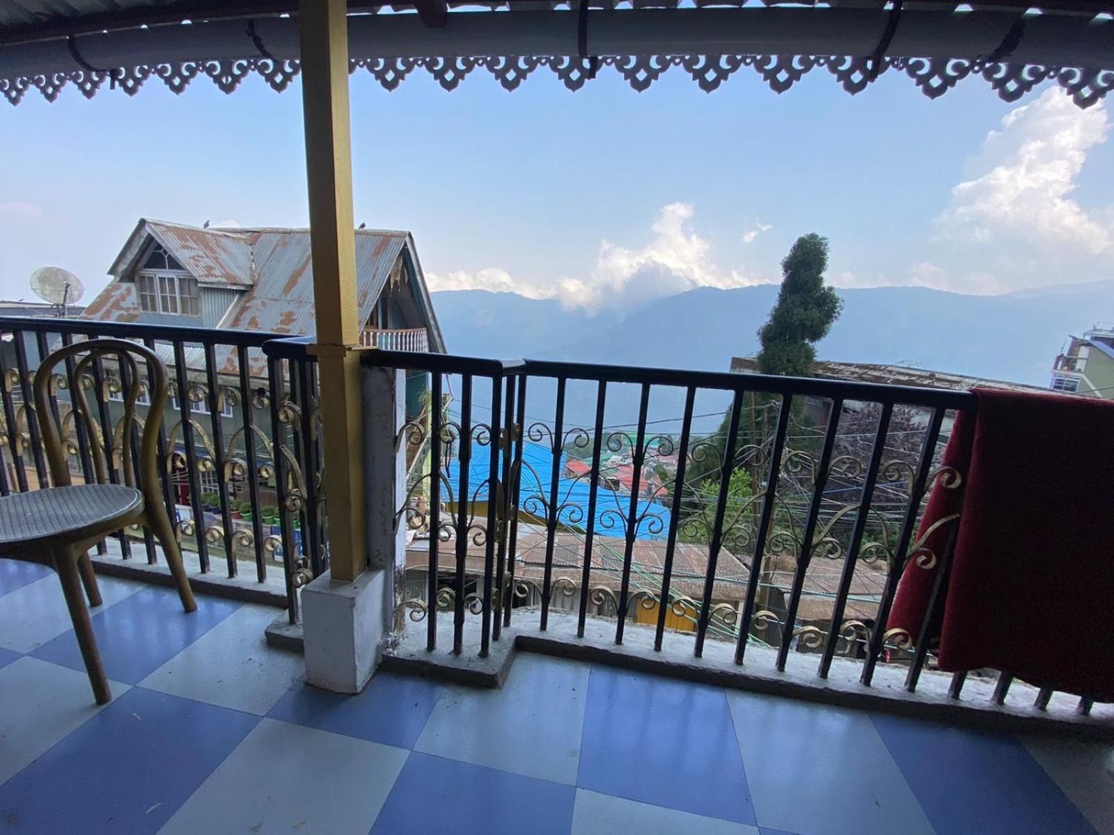 Backpackers Hub Hostel ดาร์จีลิง ภายนอก รูปภาพ
