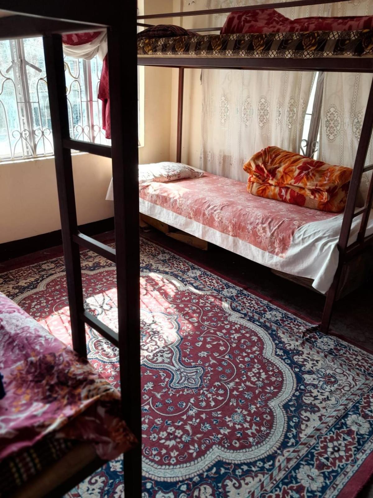 Backpackers Hub Hostel ดาร์จีลิง ภายนอก รูปภาพ