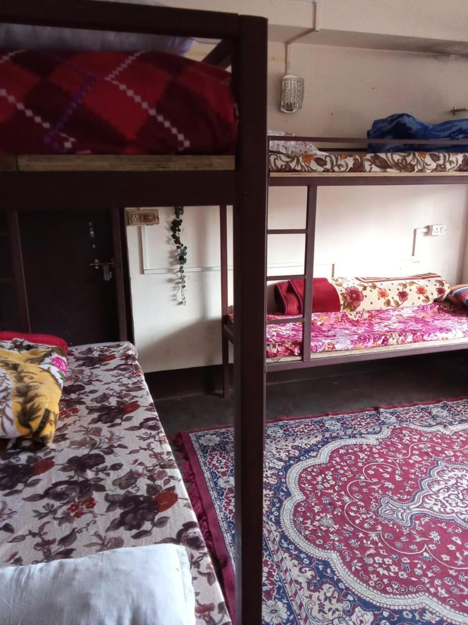 Backpackers Hub Hostel ดาร์จีลิง ภายนอก รูปภาพ